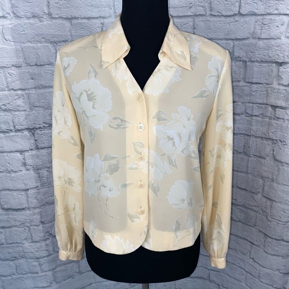 Liz Claiborne button down floral blouse 2 petite